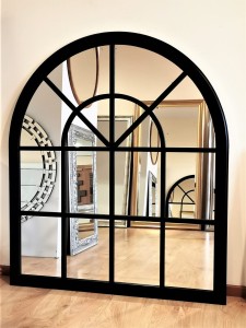 Czarne okno z lustrem 150x130