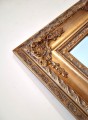 Duże kryształowe lustro w złotej postarzanej ramie 90x150