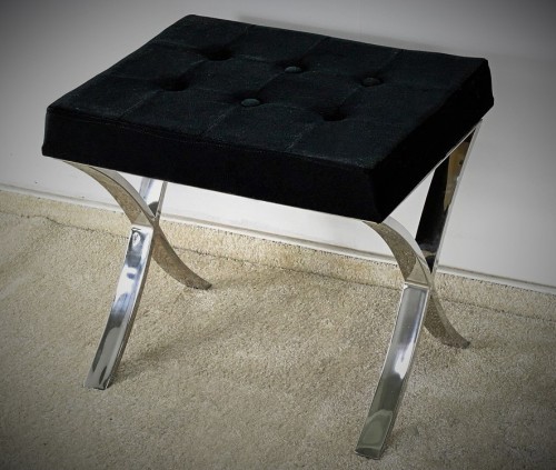 Taboret do toaletki ze stali nierdzewnej i czarnego weluru 