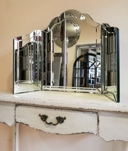 Lustro trzyczęściowe na toaletkę 