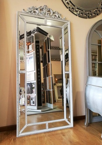 Duże lustro z dekoracyjną białą ramą lustrzaną 177x80