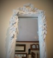 Wąskie lustro dekoracyjne białe