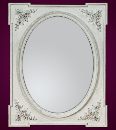 Białe przecierane lustro w prowansalskim stylu-dwa wymiary