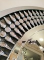 	Piękne lustro z ażurową ramą lustrzaną i kryształkami 90x90