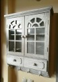 Urocza gablotka drewniana postarzana 60x50x15 