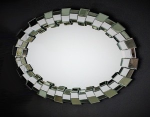 Lustro w ramie lustrzanej OWAL