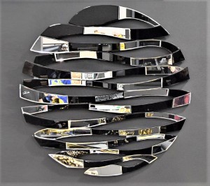 Designerska dekoracja z luster i czarnego szkła 90x90